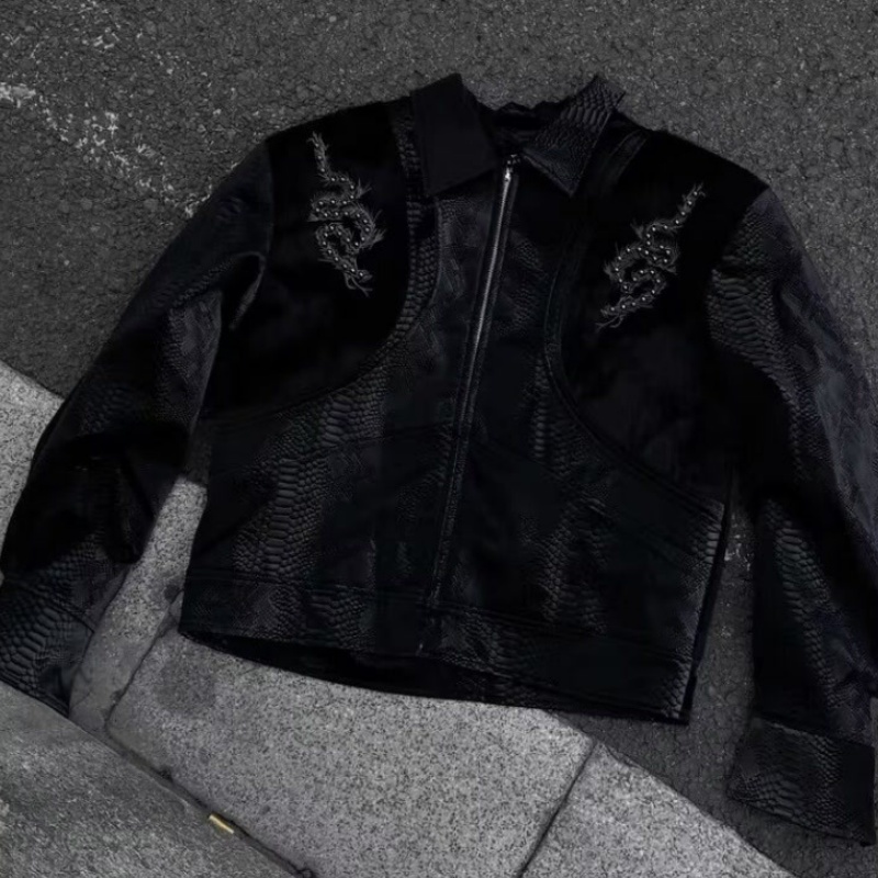 Giacca Nera da Uomo con Stampa - Streetwear Zipper recensione e prezzo