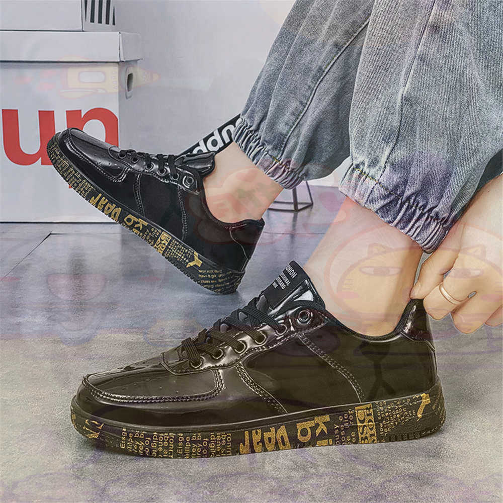 Piede rotondo Taglia 45 Sneake - Streetwear Brand Sale recensione e prezzo